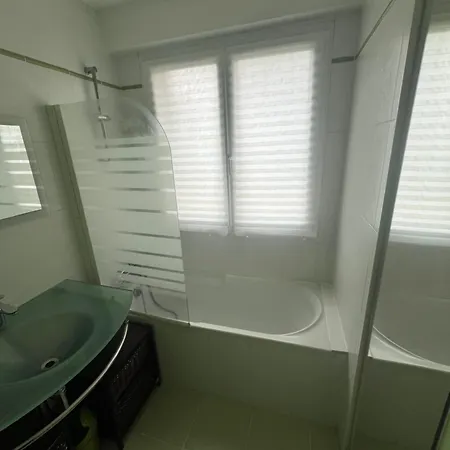 La Vie En Rose - 8 People - Wi-fi - Parking Appartement *